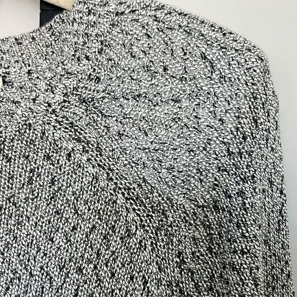 NWT One Grey Day Erin Pullover in Marble Size Small - Picture 8 of 8